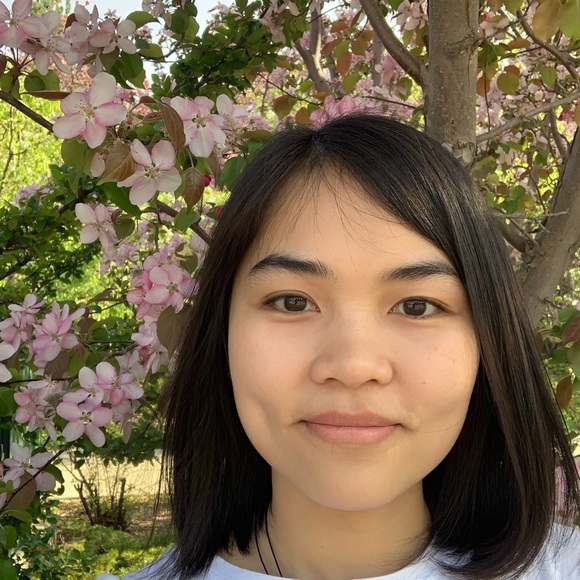 Meet your Posher, Amy - Picture 1 of 1